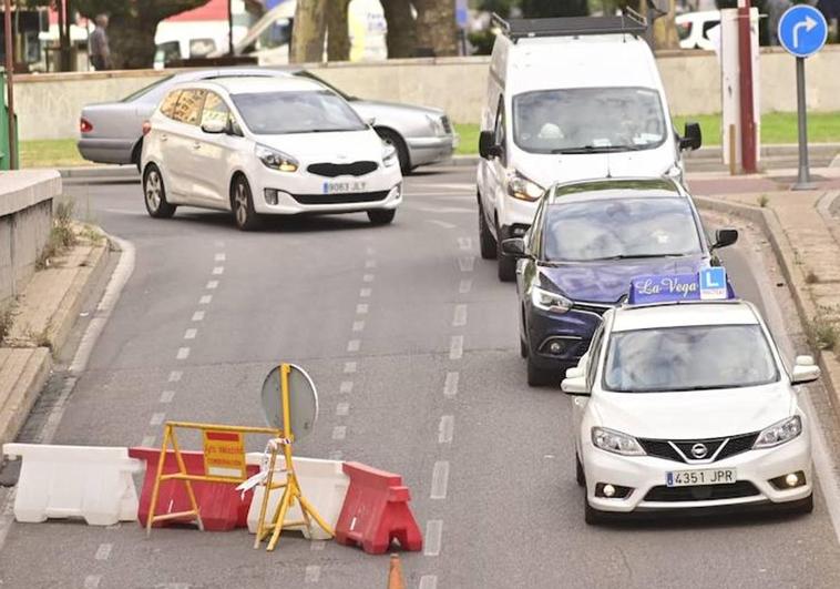 El túnel de la Circular, con un carril cortado hacia San Isidro en la mañana del martes.