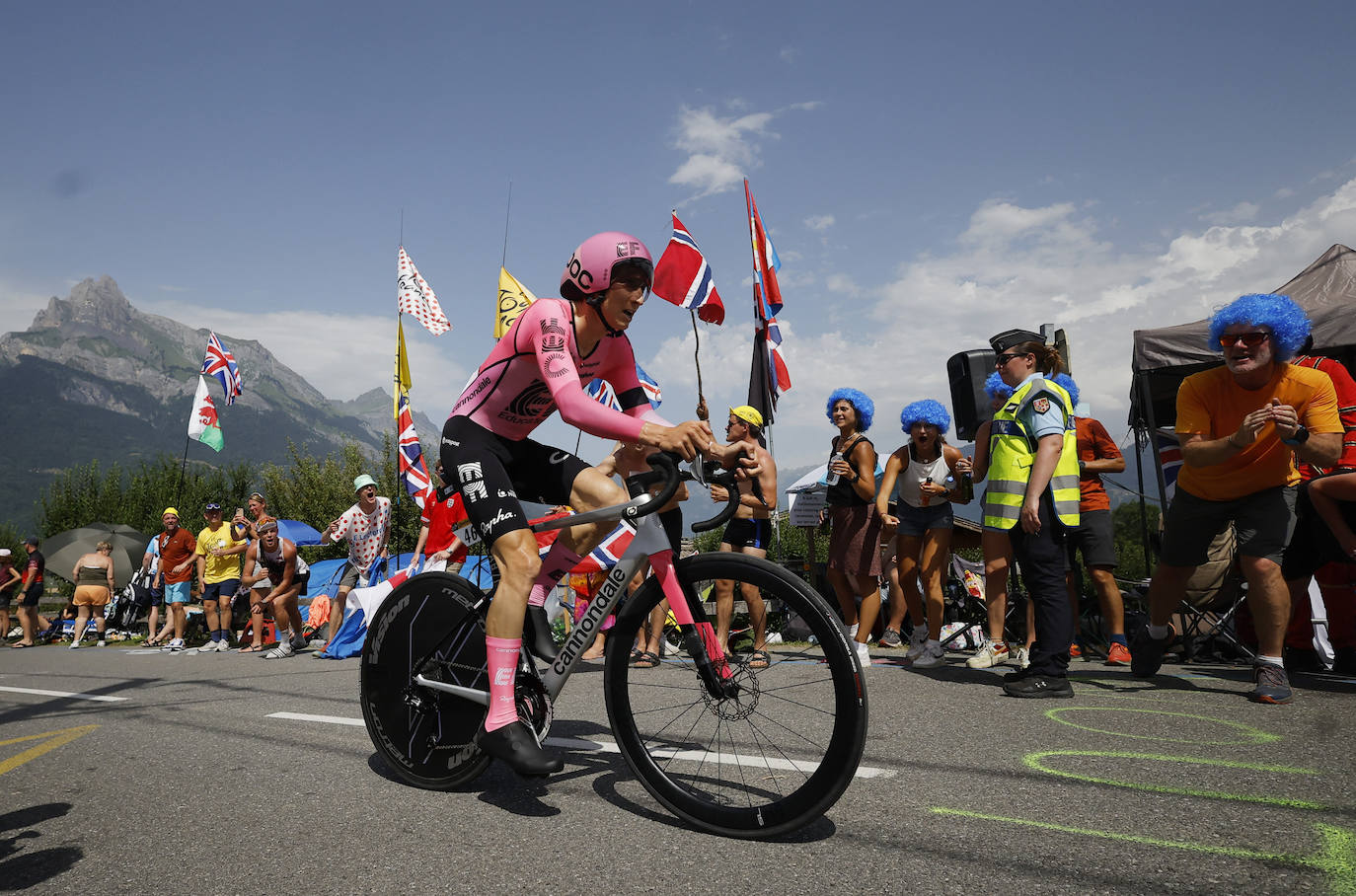 Los cascos más raros del Tour de Francia
