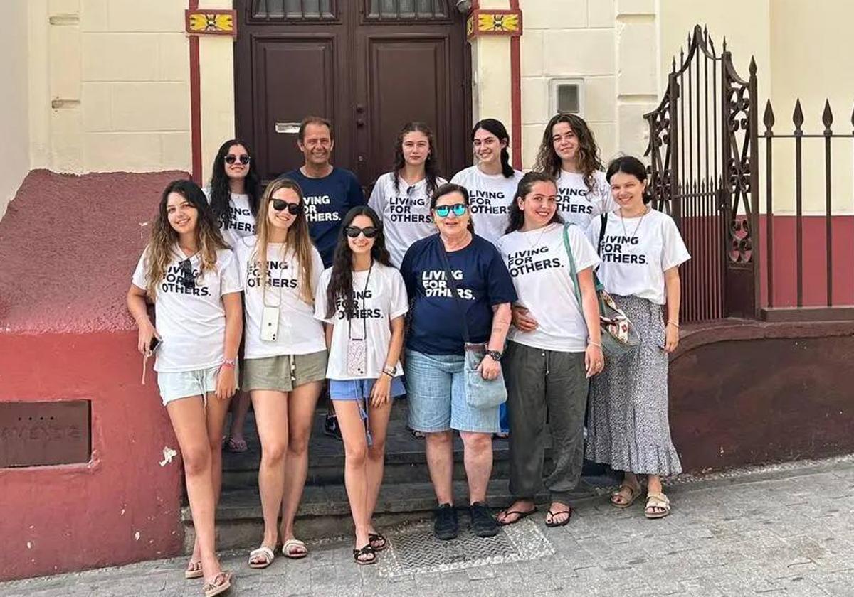 Los voluntarios que colaboran en Tanger.