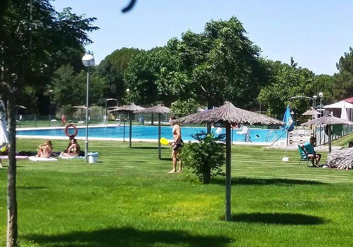 Piscina de Pedrajas de San Esteban