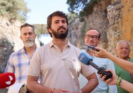 Juan García-Gallardo, este miércoles durante la visita al yacimiento de Atapuerca.