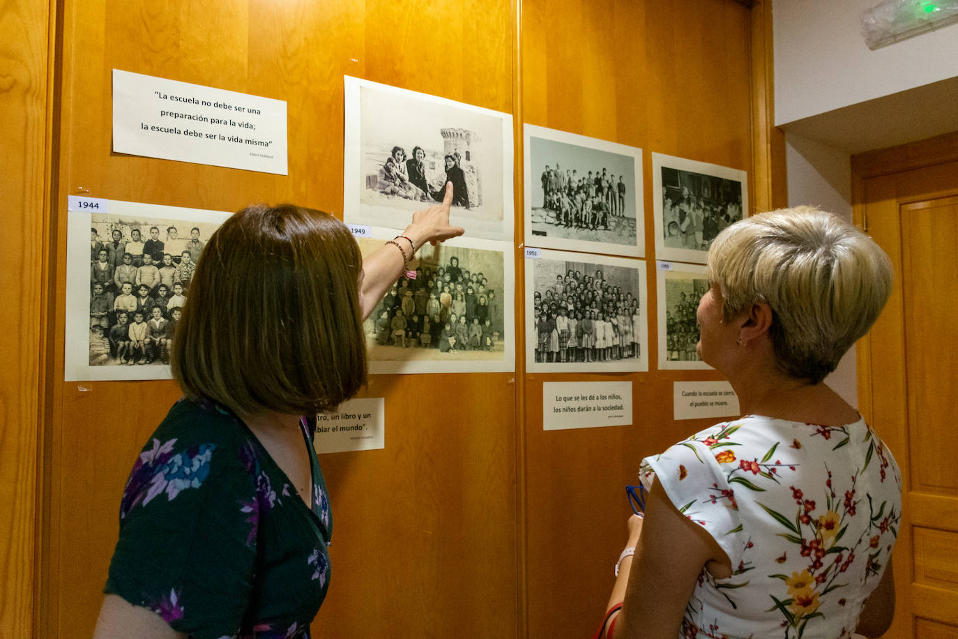 Fuentes de Valdepero viaja en el tiempo hasta la escuela del pasado