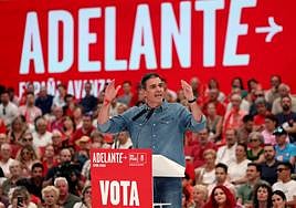 El candidato a la presidencia del Gobierno, Pedro Sánchez, durante el acto de cierre de campaña.