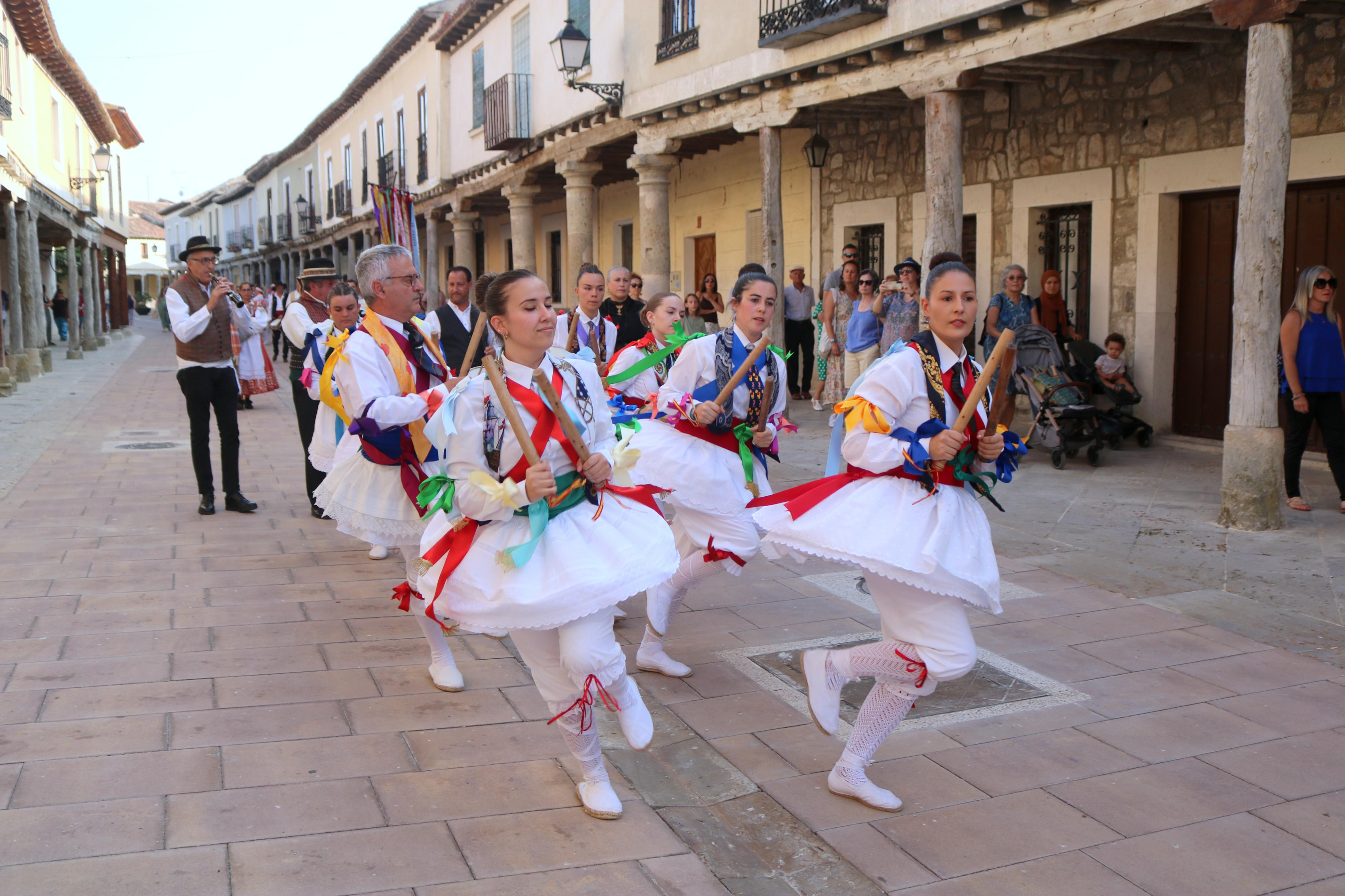 Cita con la Danza y el Paloteo en Ampudia