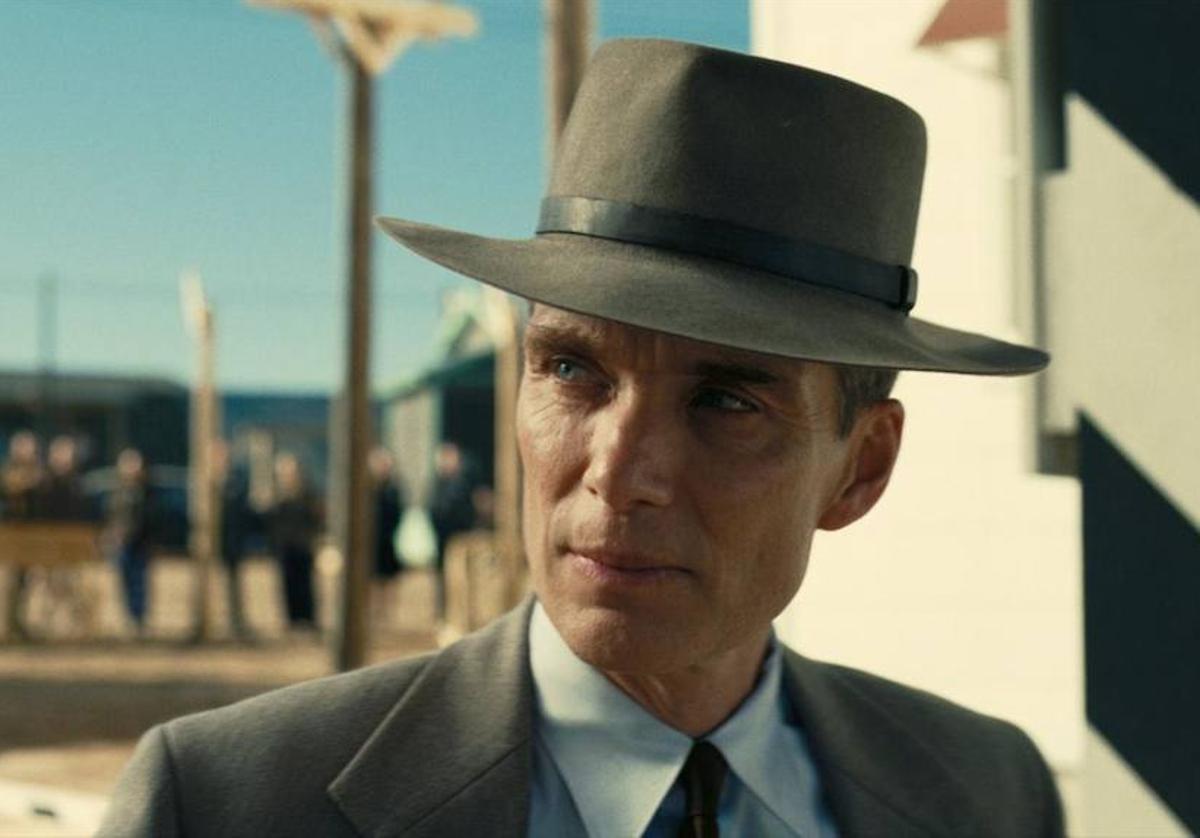 Cillian Murphy encarna a Oppenheimer.