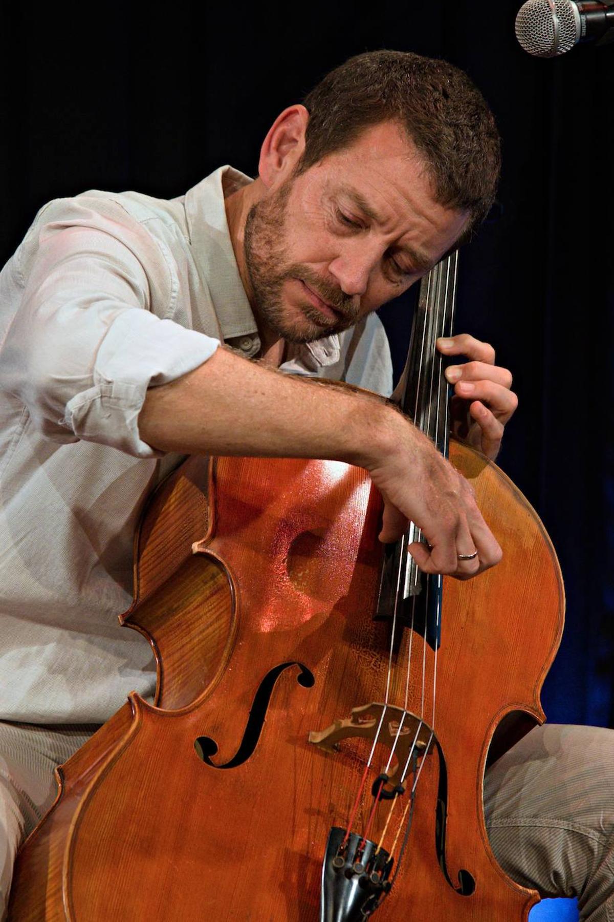 Matthieu Saglio, con su chelo.
