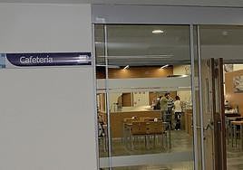 Cafetería para el público general del Hospital del Río Hortega.
