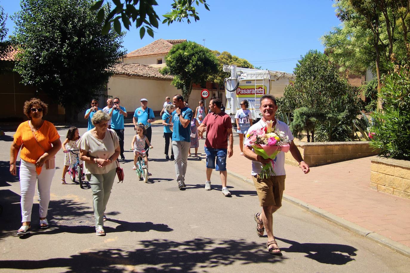 Fiesta sorpresa en Villafrechós para celebrar los 100 años de Eladia Ares