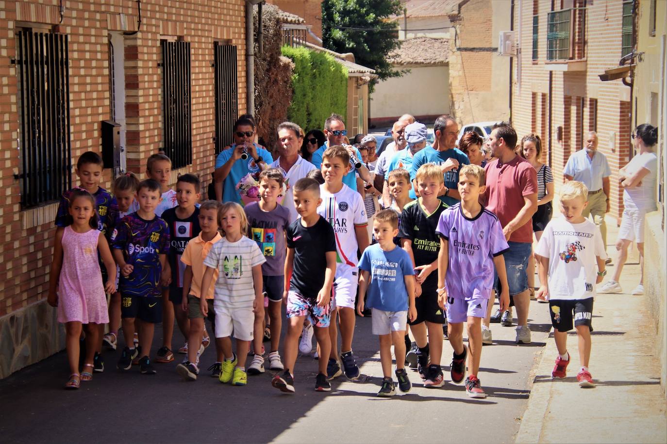 Fiesta sorpresa en Villafrechós para celebrar los 100 años de Eladia Ares