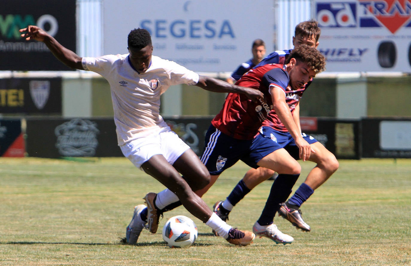 Derrota en el primer partido de pretemporada