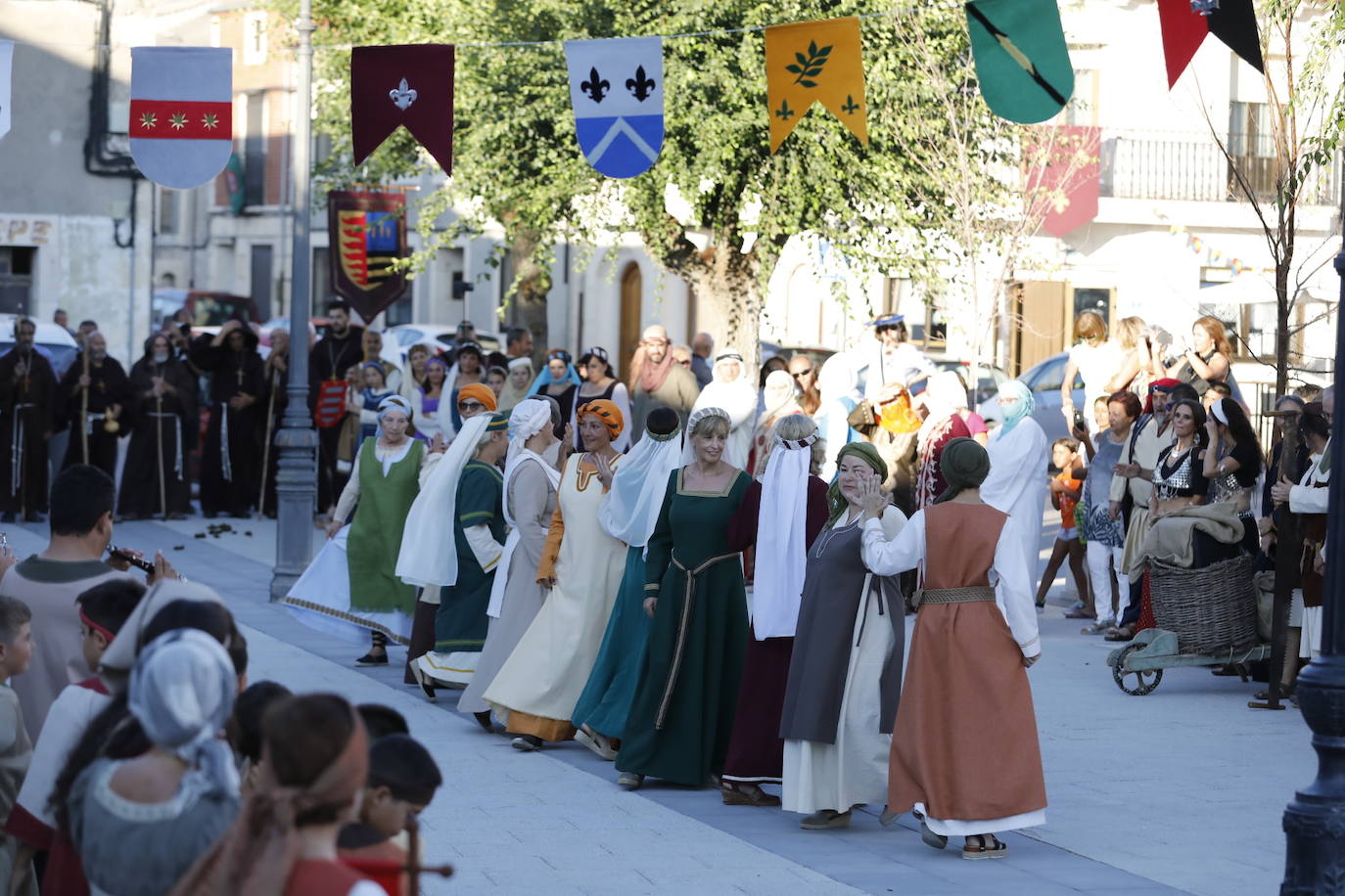 Los vecinos de Campaspero salen a la calle para hacer su recreación histórica