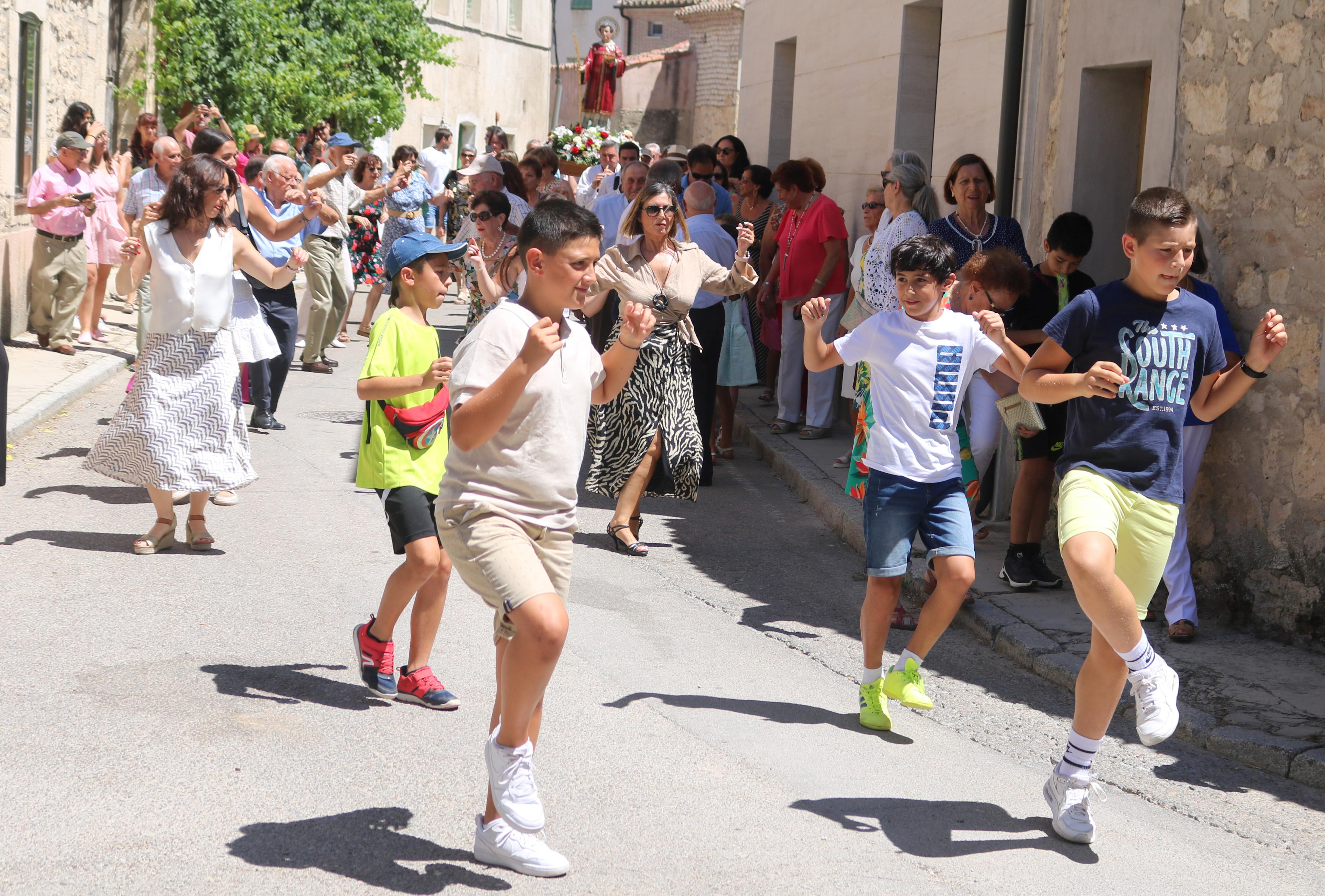 Cobos de Cerrato, fiel a San Román