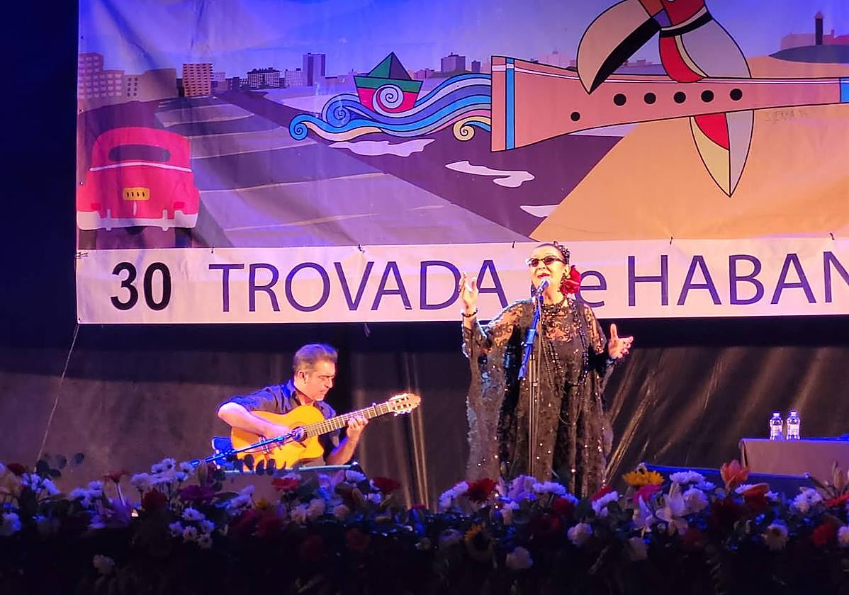 Montserrat Martí Caballé y Martirio emocionan en Mayorga