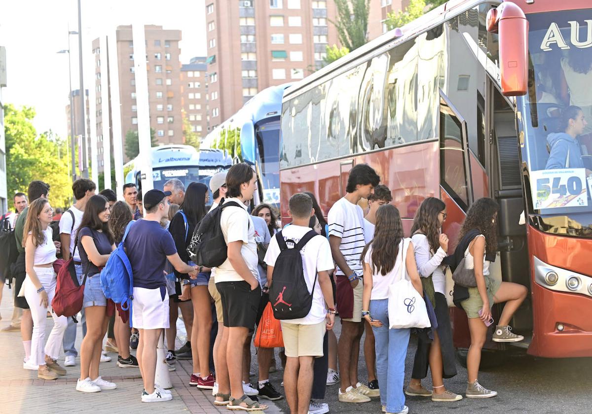 Salida hacia Jornada Mundial de la Juventud 2023.