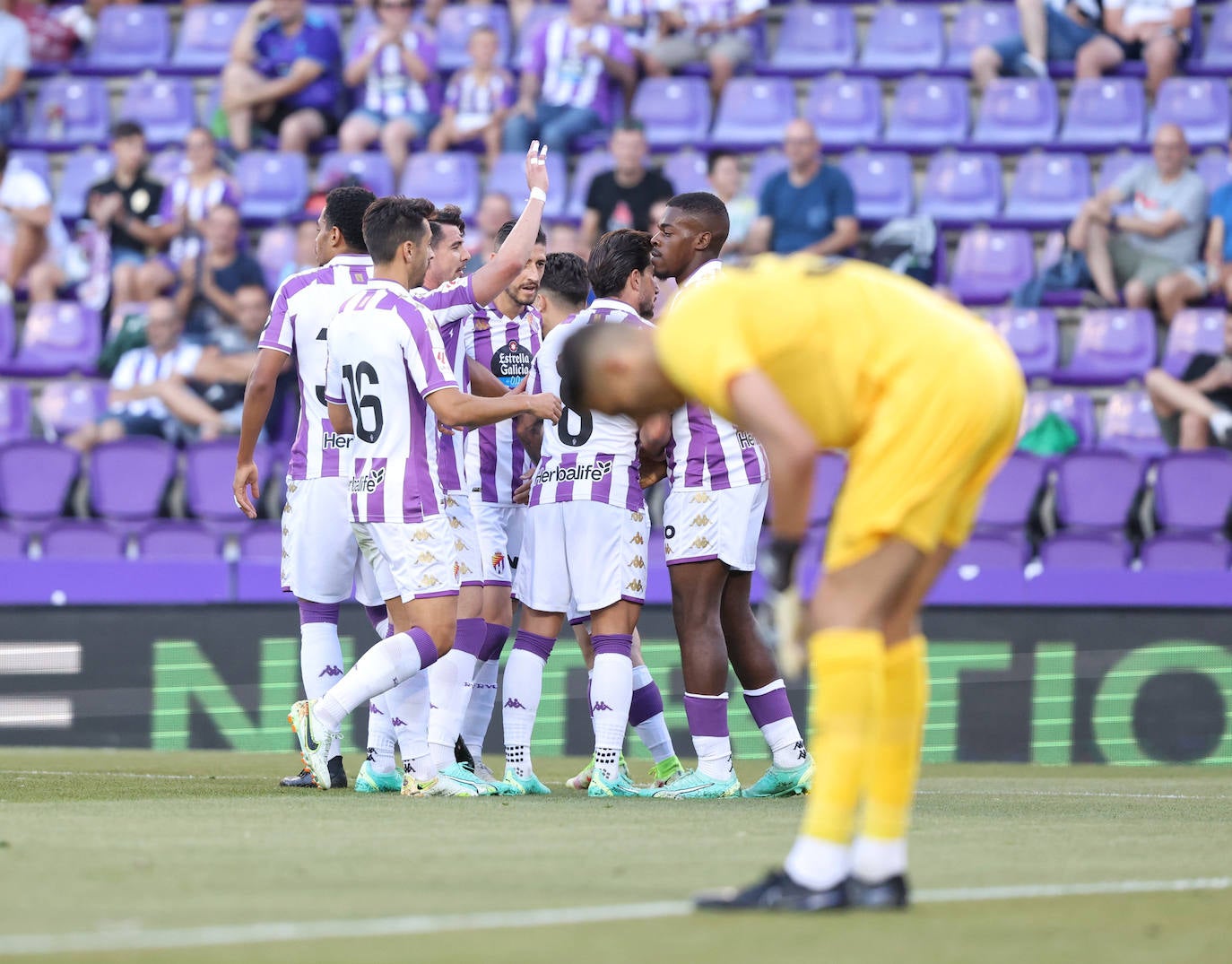 La victoria del Real Valladolid ante el Rayo Vallecano, en imágenes