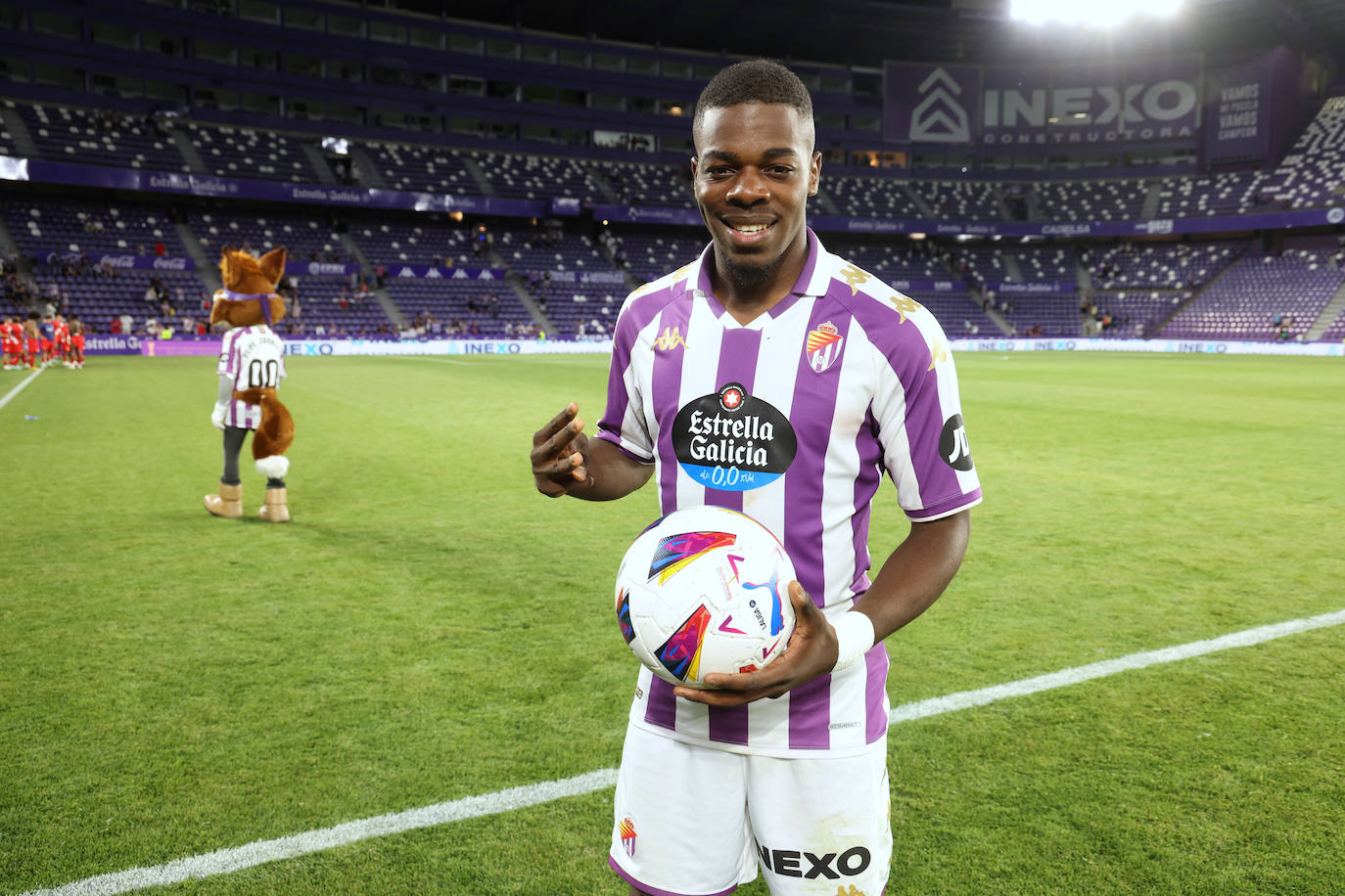 La victoria del Real Valladolid ante el Rayo Vallecano, en imágenes