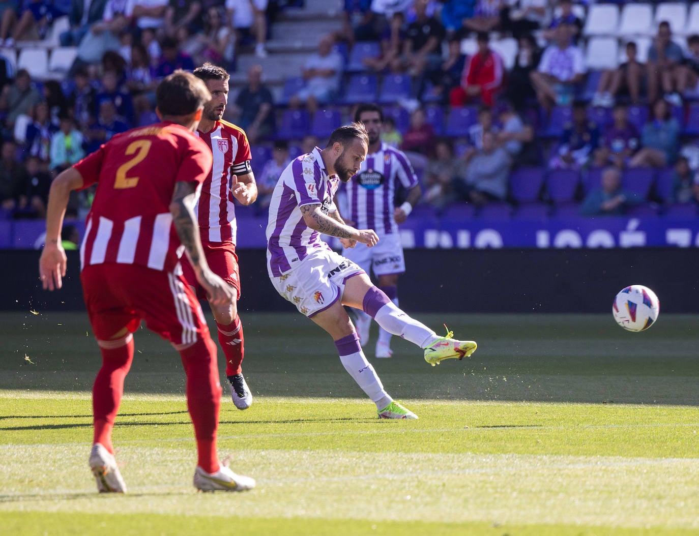 Imágenes del amistoso entre el Real Valladolid y el AVS Futebol portugués (2/2)