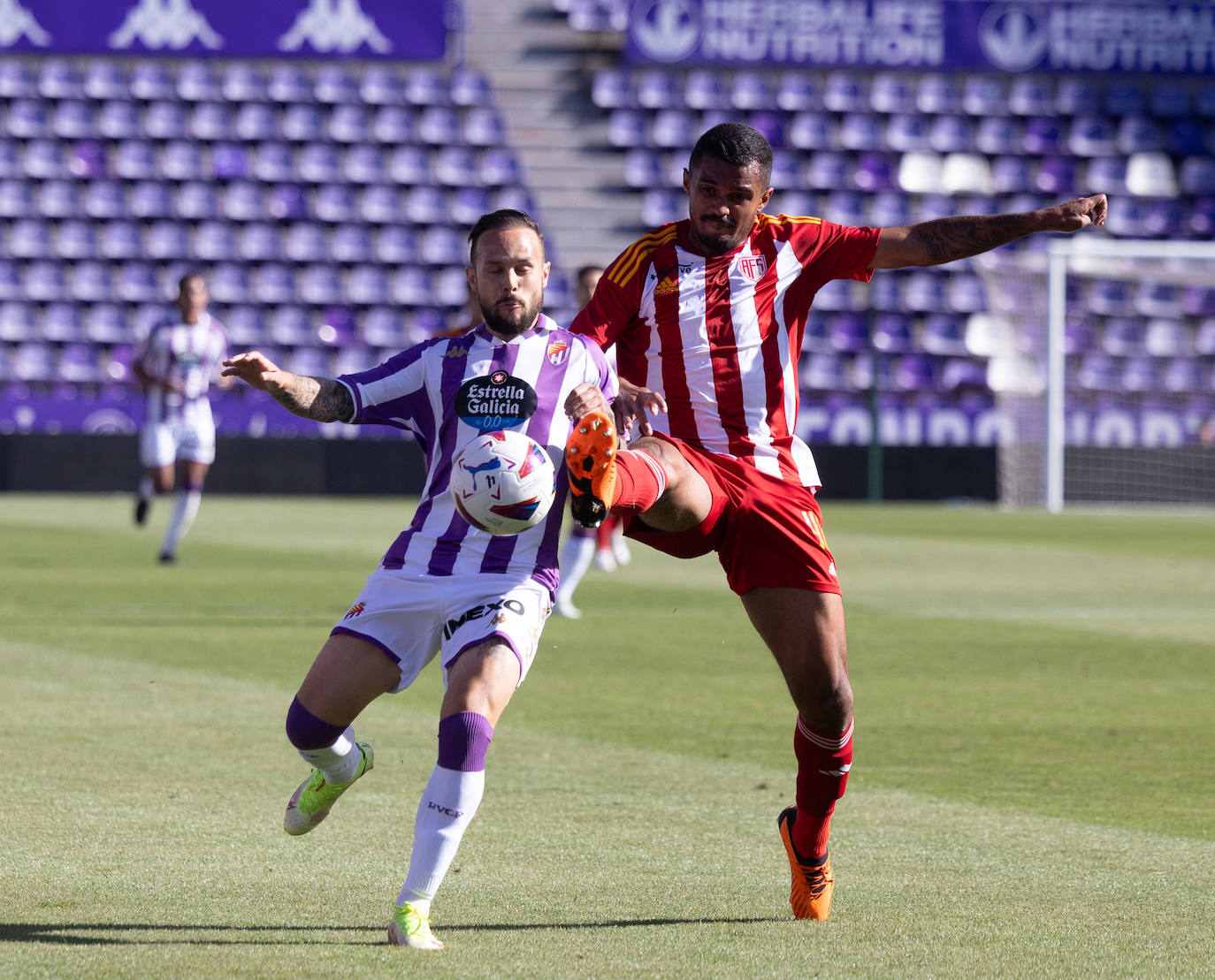 Imágenes del amistoso entre el Real Valladolid y el AVS Futebol portugués (2/2)