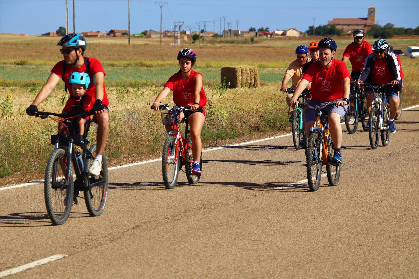 Tordehumos celebra la 25 edición de su marcha cicloturista (3/3)