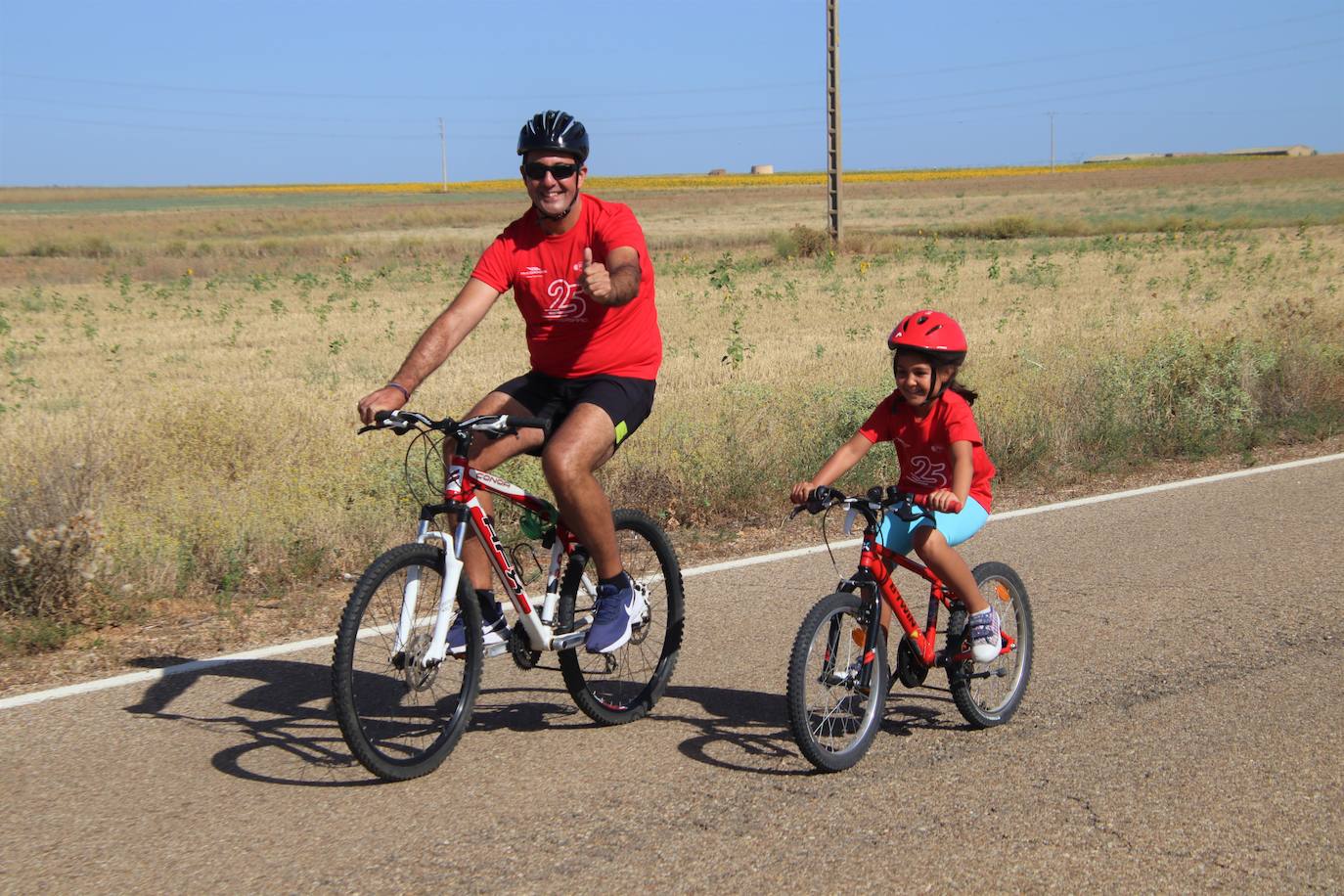 Tordehumos celebra la 25 edición de su marcha cicloturista (3/3)