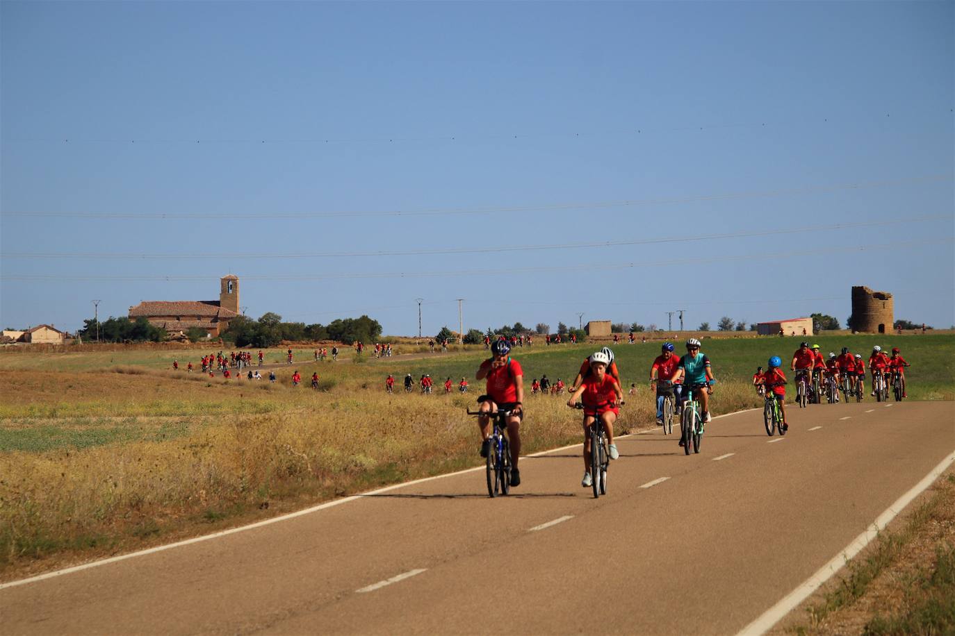 Tordehumos celebra la 25 edición de su marcha cicloturista (2/3)