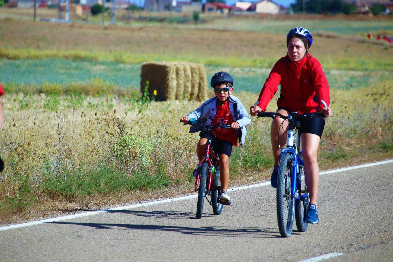 Tordehumos celebra la 25 edición de su marcha cicloturista (2/3)