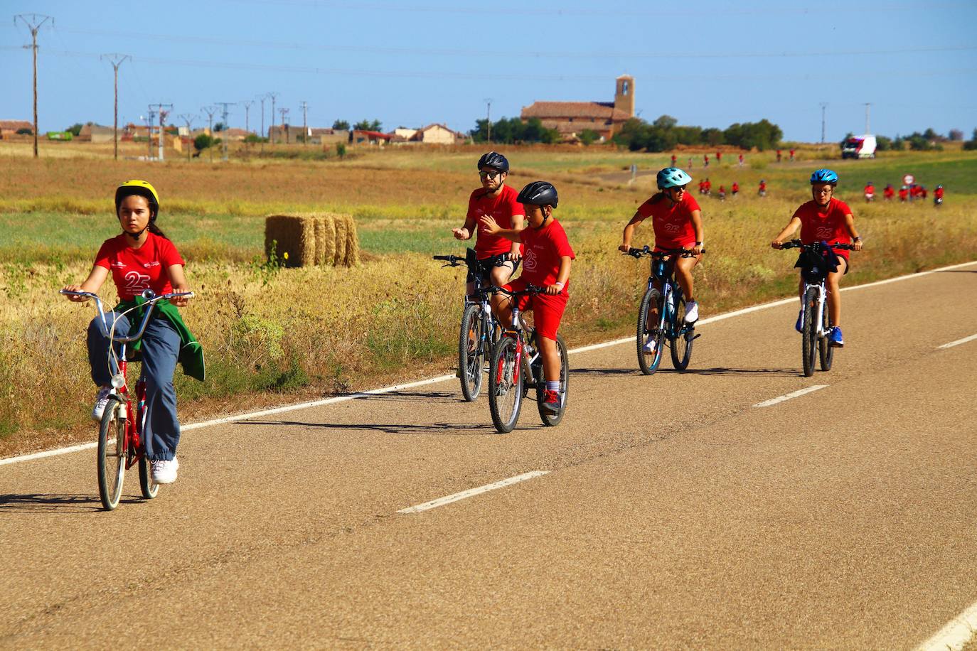 Tordehumos celebra la 25 edición de su marcha cicloturista (2/3)