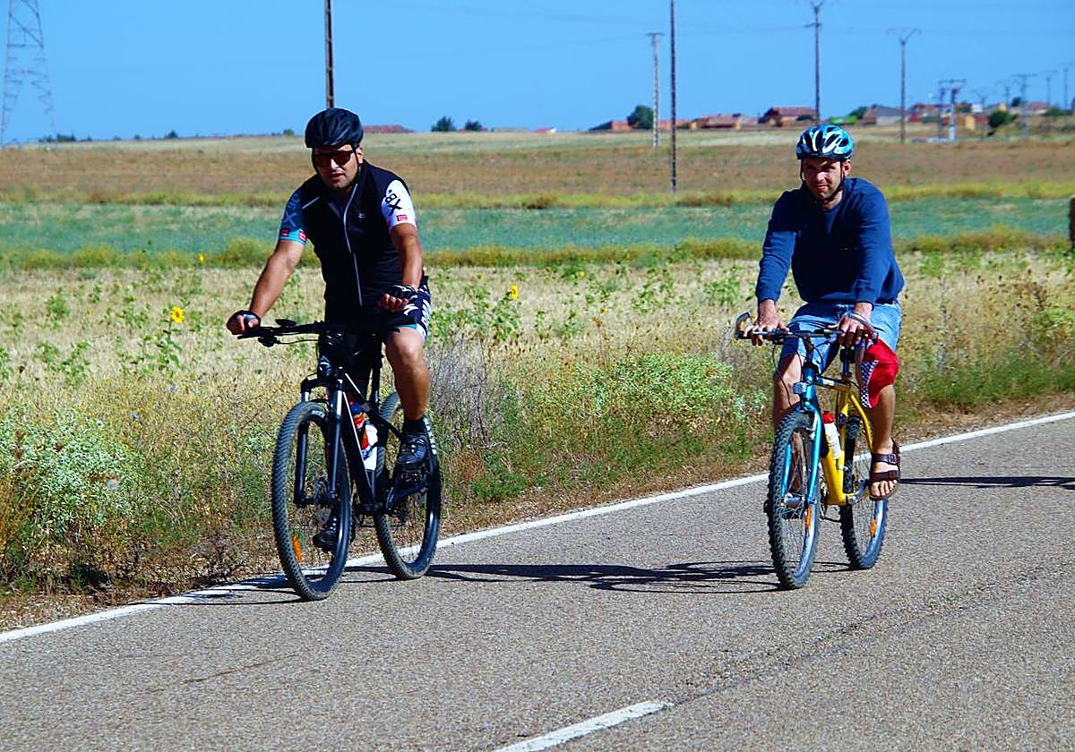 Tordehumos celebra la 25 edición de su marcha cicloturista (2/3)