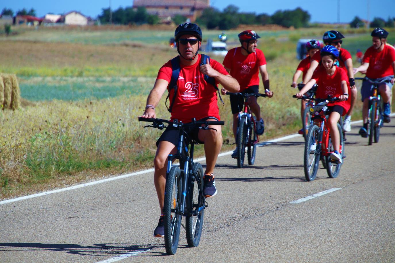 Tordehumos celebra la 25 edición de su marcha cicloturista (3/3)