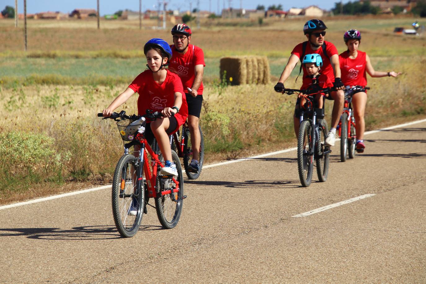 Tordehumos celebra la 25 edición de su marcha cicloturista (3/3)