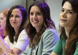 Ione Belarra, Irene Montero e Isabel Serra, dirigentes de Podemos.
