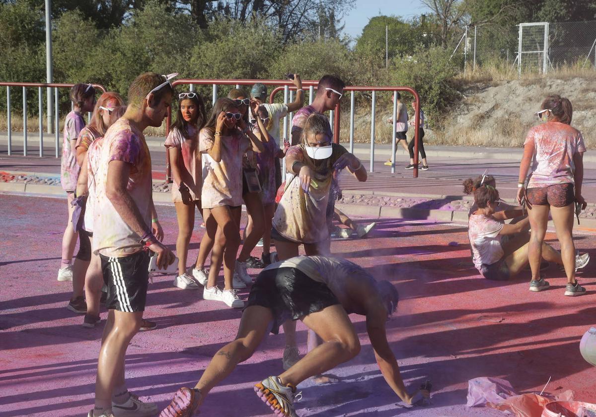 Imagen de la carrera 'Holi San Antolín' de 2022.