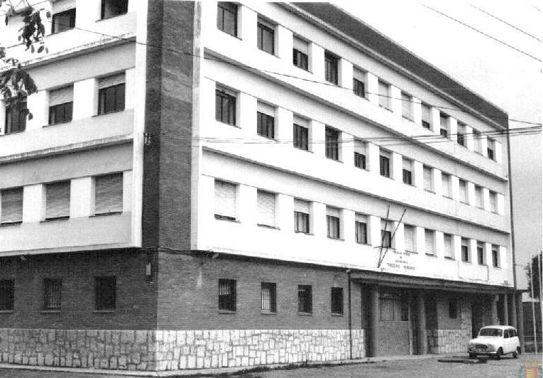 Antiguo colegio menor Onésimo Redondo, ahora llamado Río Esgueva.