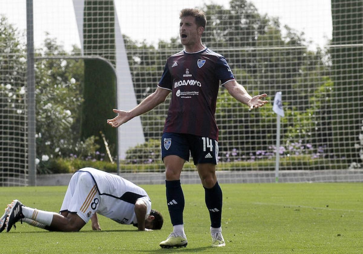 Fernando Llorente celebra el tanto conseguido este miércoles en Valdebebas.