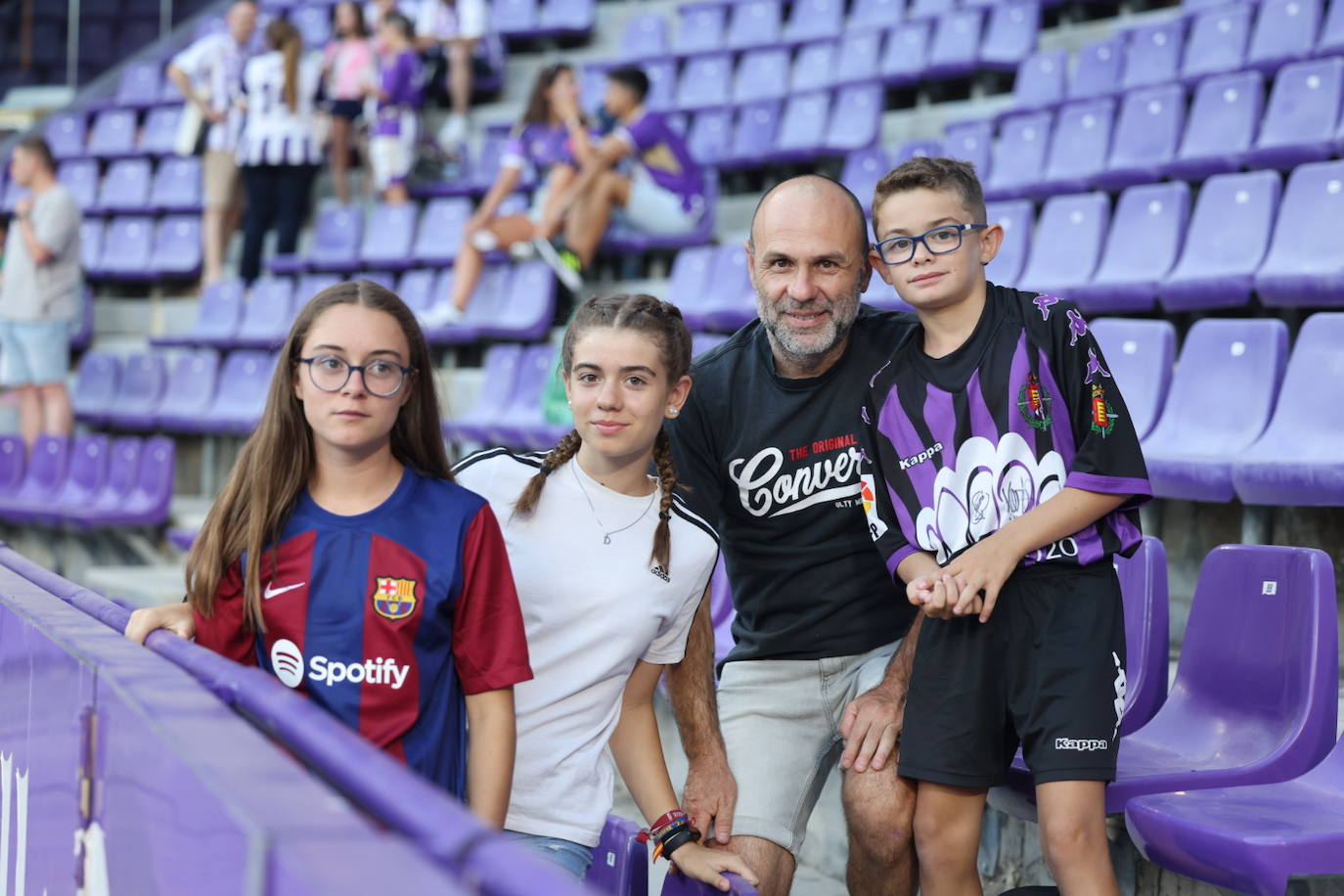 Búscate en la grada del José Zorrilla (1 de 4)