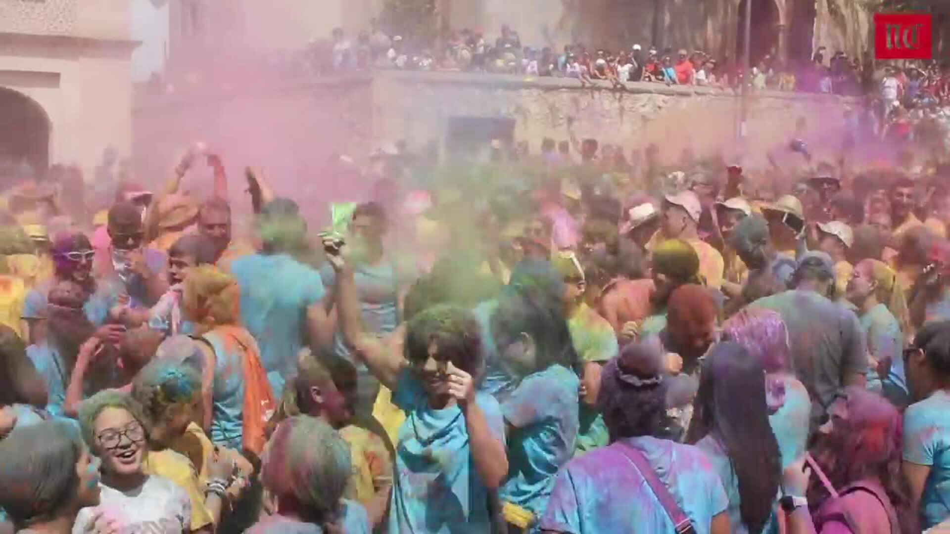 Cantalejo celebra una multitudinaria Holi Run