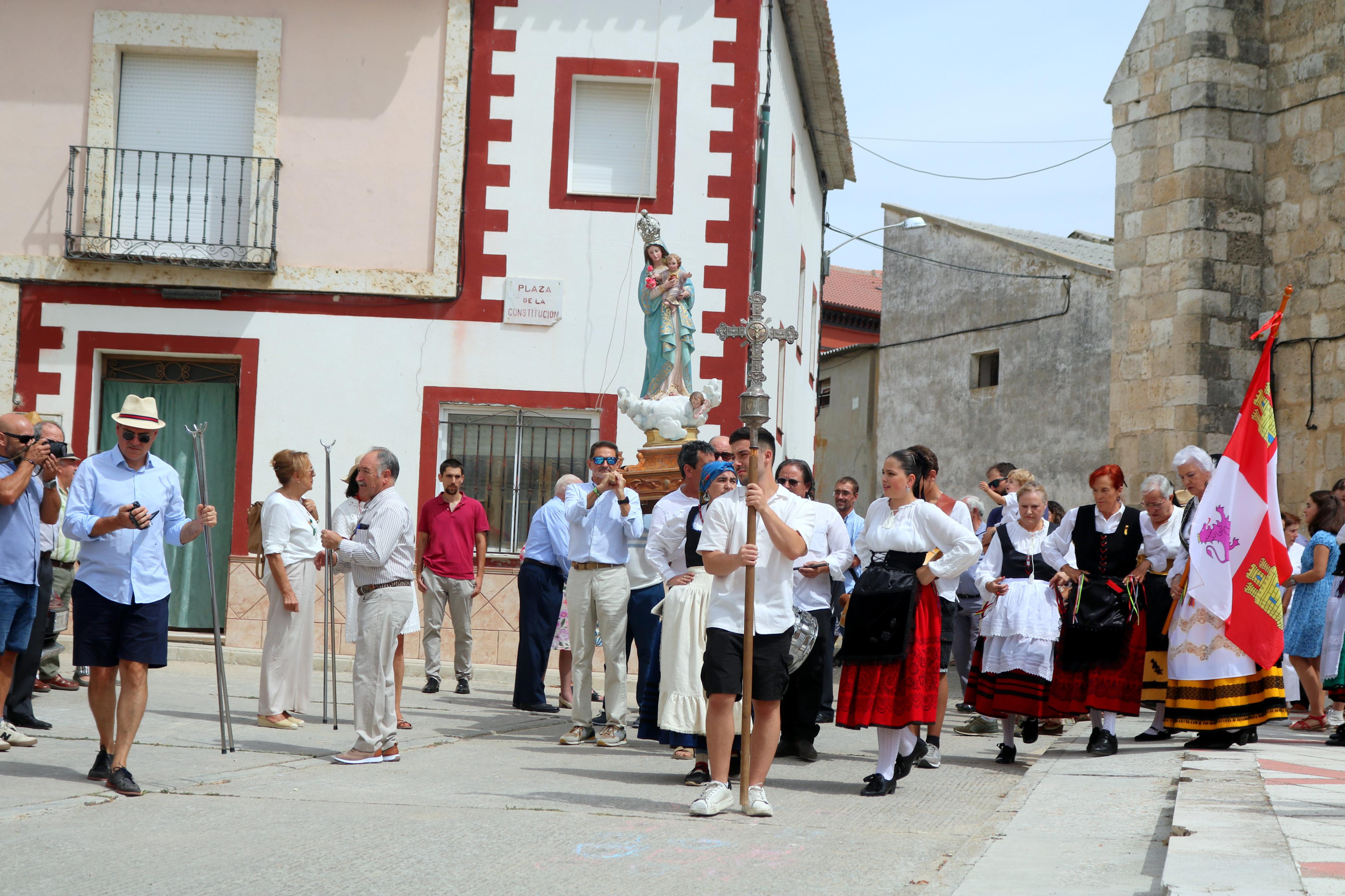 Villaconancio se rinde a la Virgen de Mediavilla