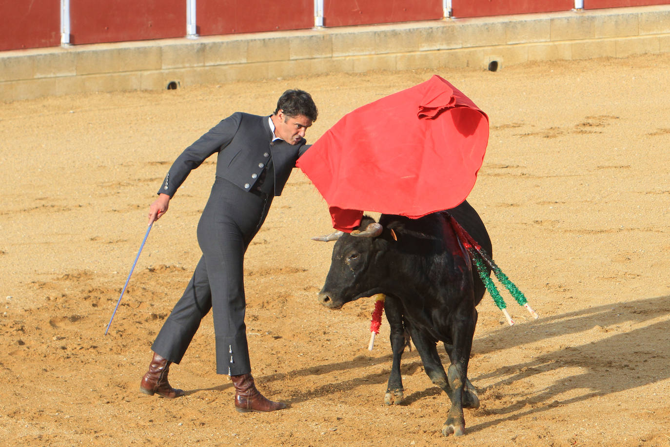 Jesulín de Ubrique reaparece en la plaza de toros de Mozoncillo