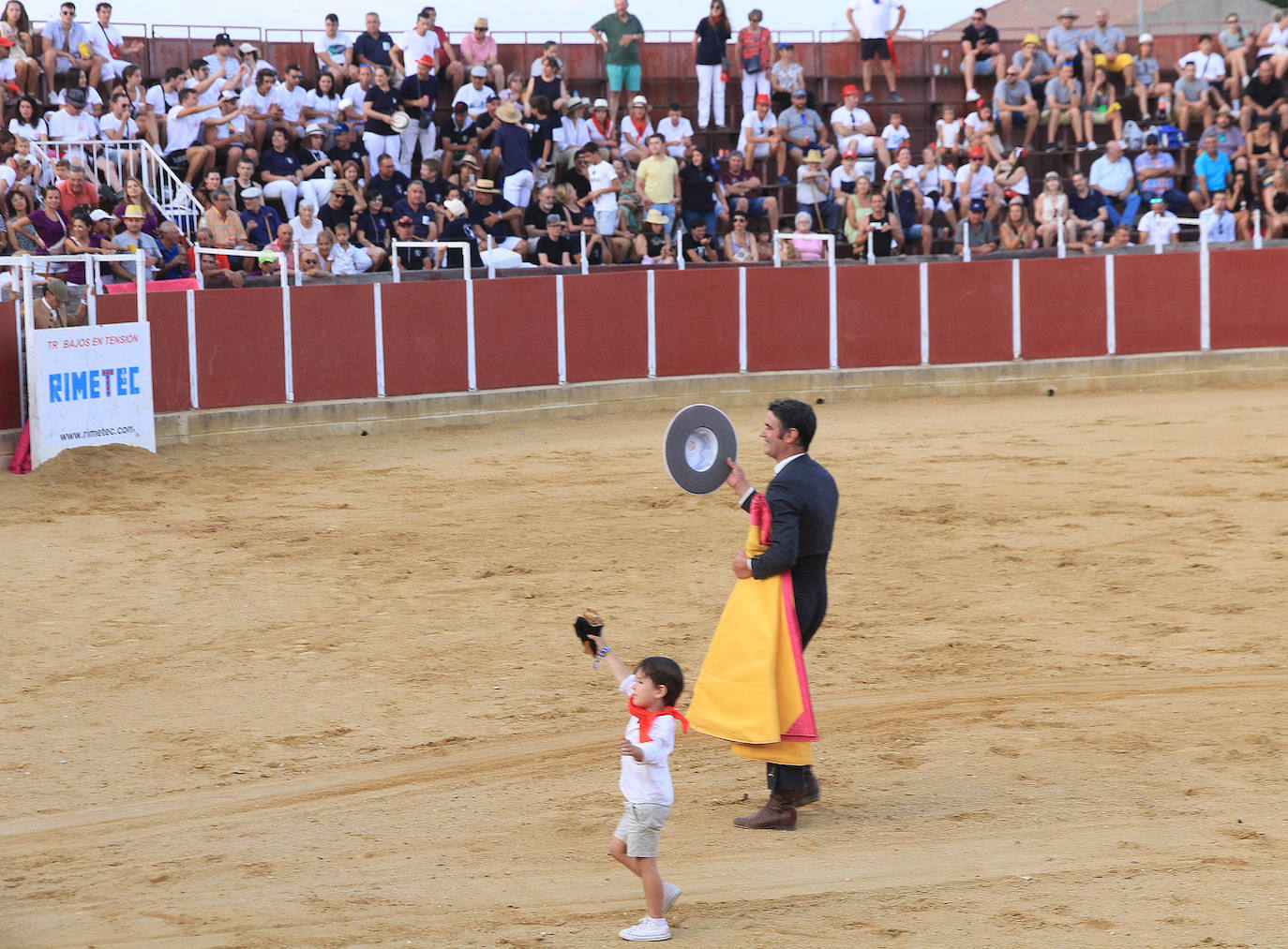 Jesulín de Ubrique reaparece en la plaza de toros de Mozoncillo