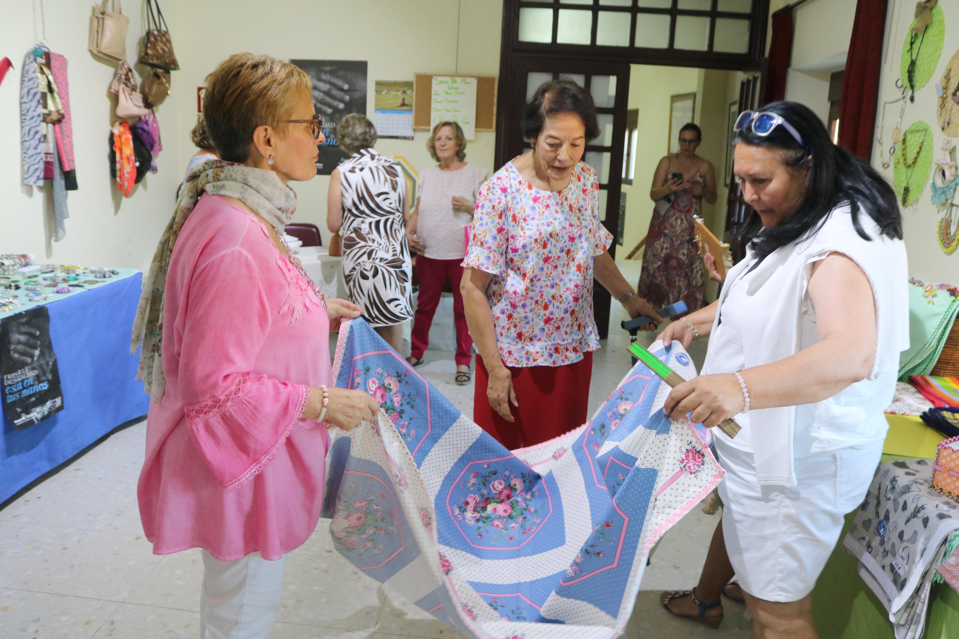 Palenzuela se vuelca con Manos Unidas