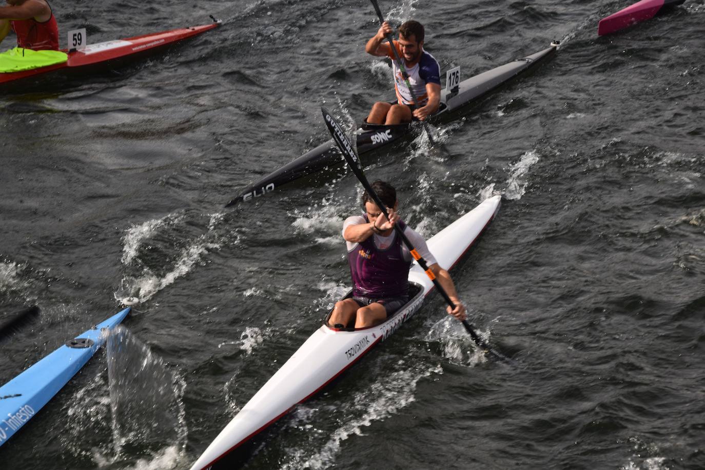 Mara Santos desata fuertes aplausos en la Regata en Velilla
