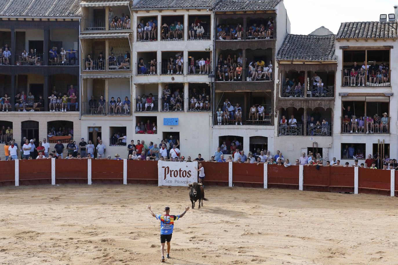 Encierro y capea del jueves en Peñafiel