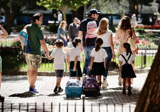 Vuelta al cole en el colegio de las Carmelitas en Valladolid.