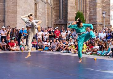 La danza abre otra vistosa edición de ARCA en Aguilar