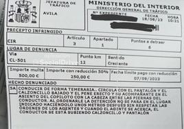 Sancionado un conductor en Ávila al sorprenderle cuando le practicaban una felación