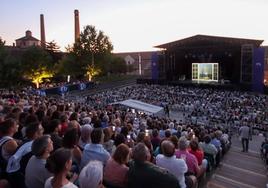 Aforo completo en el concierto de Luz Casal dentro del Las Noches Mágicas de La Granja.