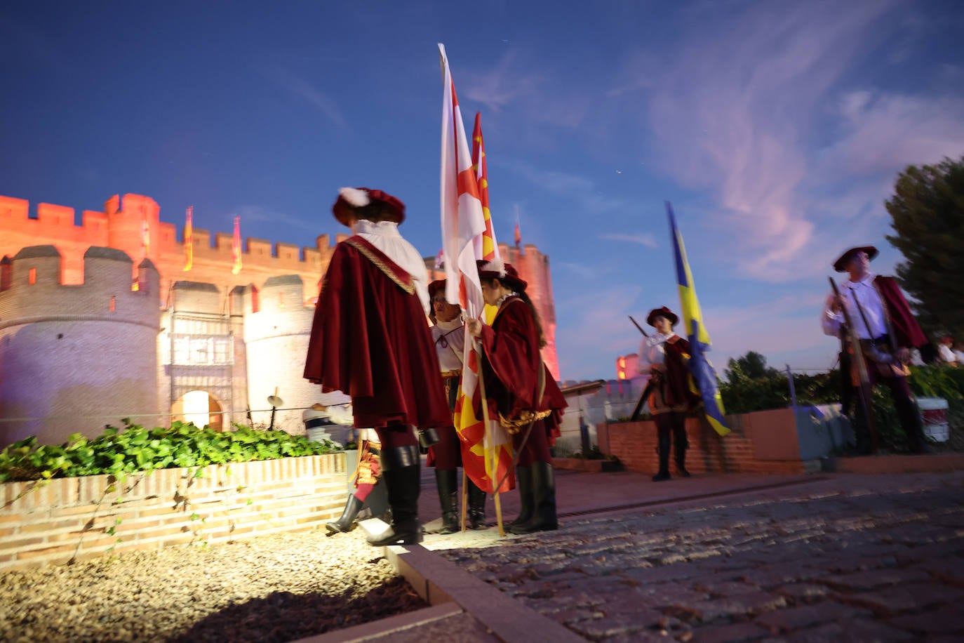 Desfile de antorchas en la Feria Renacentista de Medina del Campo