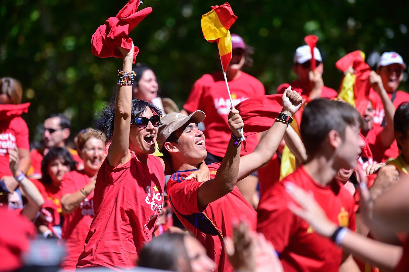 Cientos de personas vibran en Valladolid con el Mundial Femenino conquistado por España