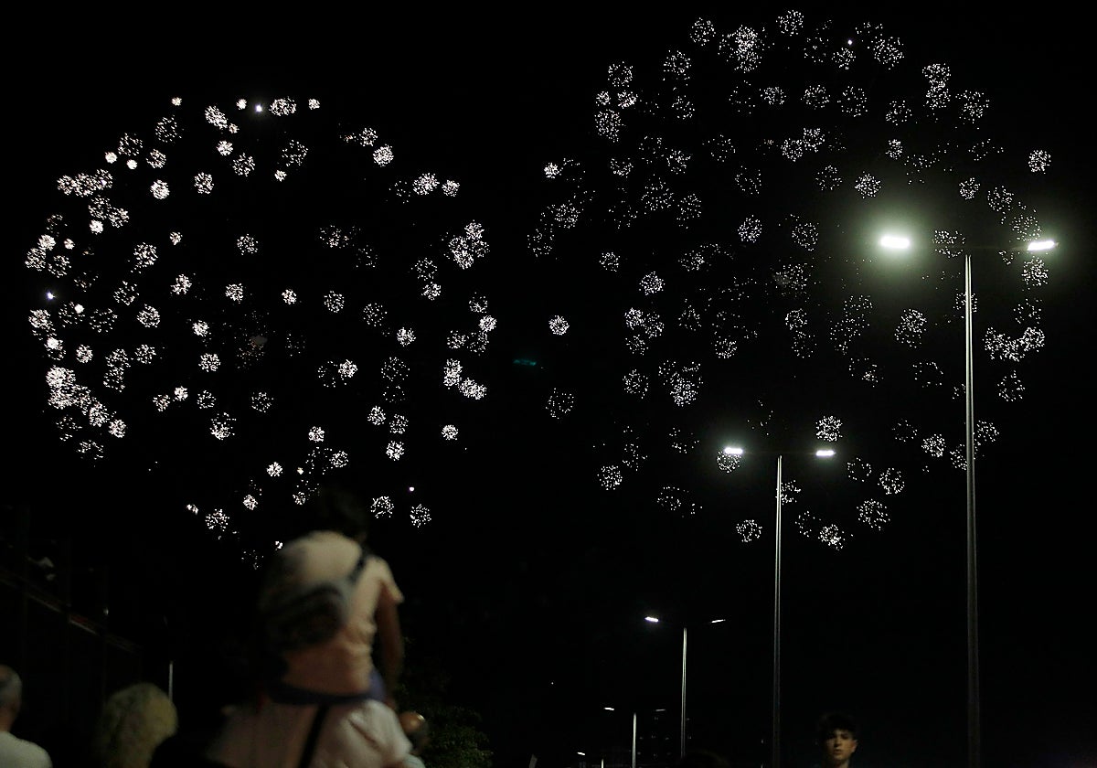 Sesión de fuegos artificiales en San Antolín 2022
