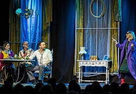 Noemí Ruiz, Miguel Ángel Martín, Pablo Puyol y Virginia Muñoz, de izquierda a derecha, en la obra de teatro.